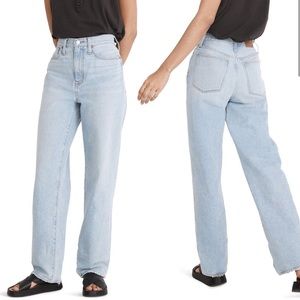 Madewell Baggy Straight Jeans in light wash